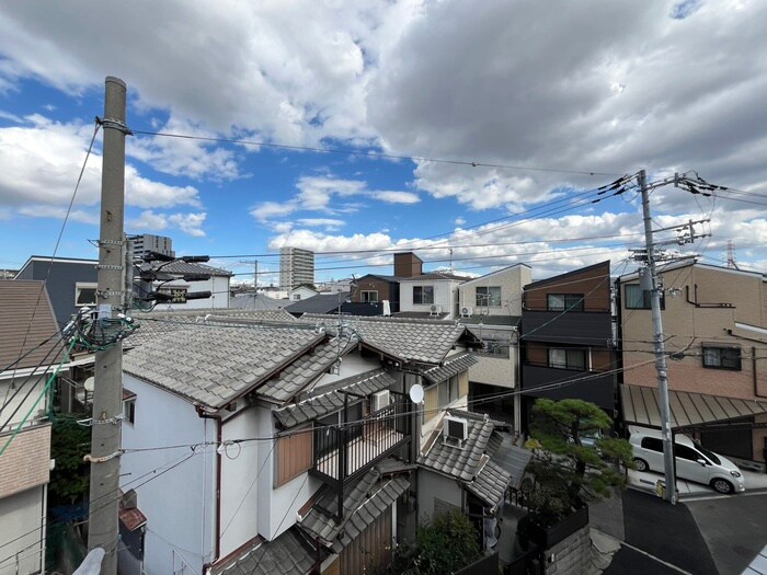 物件内観写真22　(室内からの展望)