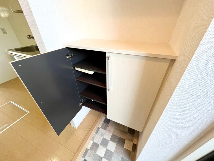 物件内観写真15　(靴箱)