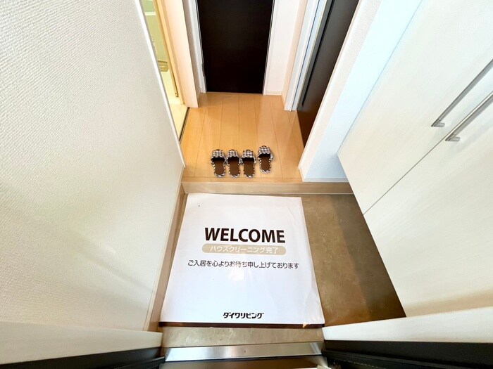 物件内観写真20　(玄関)