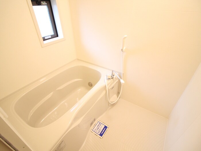 物件内観写真12　(バス／シャワールーム等)