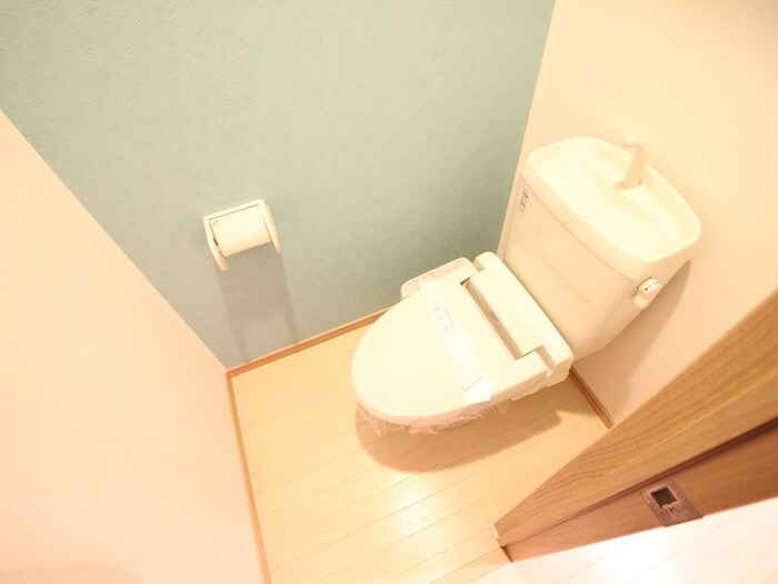 物件内観写真15　(トイレ)