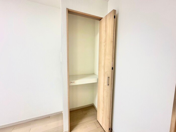 物件内観写真10　(収納)