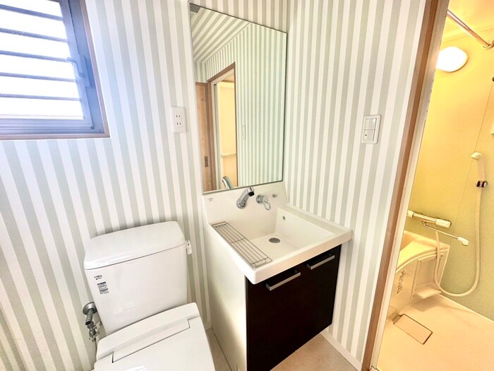 物件内観写真13　(洗面)