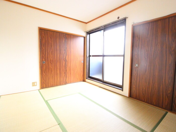 物件内観写真15　(居室)