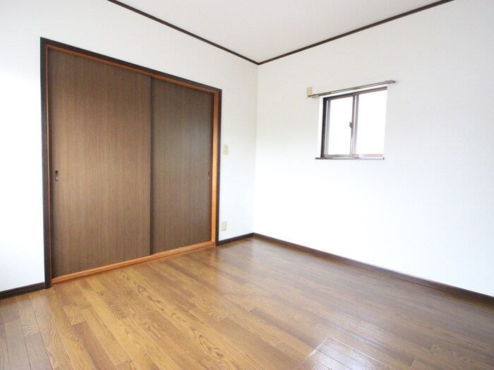 物件内観写真19　(居室)