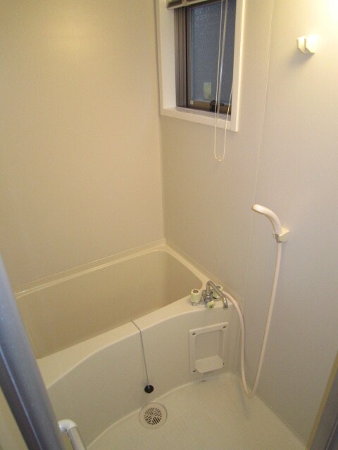 物件内観写真12　(バス／シャワールーム等)