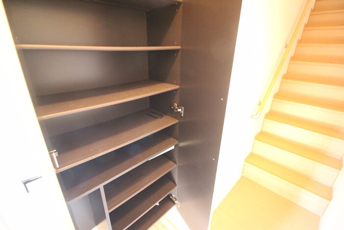 物件内観写真20　(靴箱)