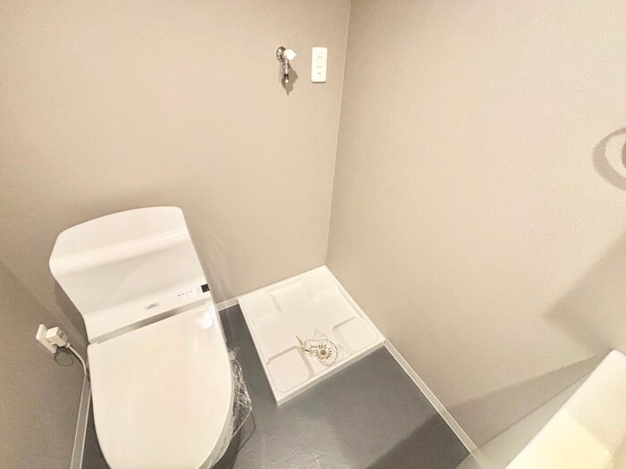 物件内観写真17　(洗濯機置場)