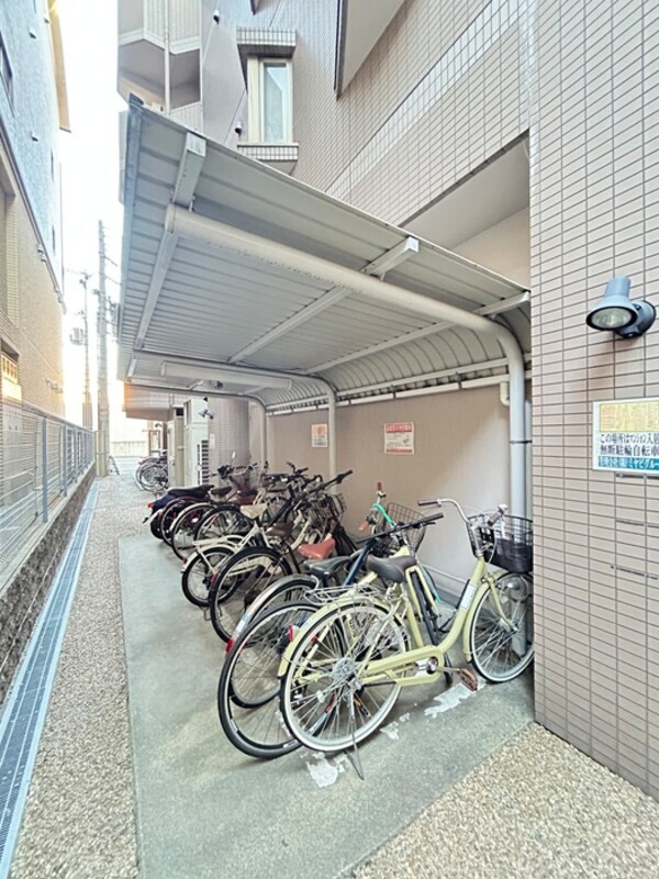 駐輪場