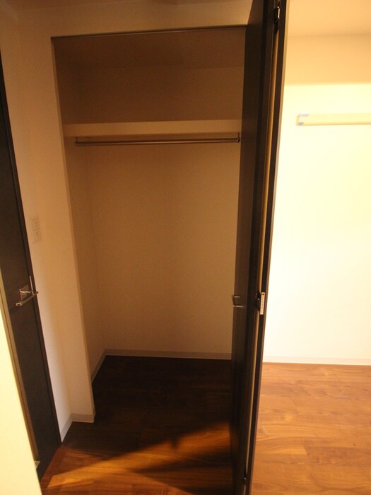 物件内観写真15　(収納)