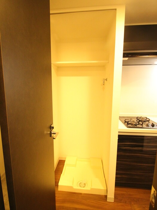 物件内観写真20　(洗濯機置場)