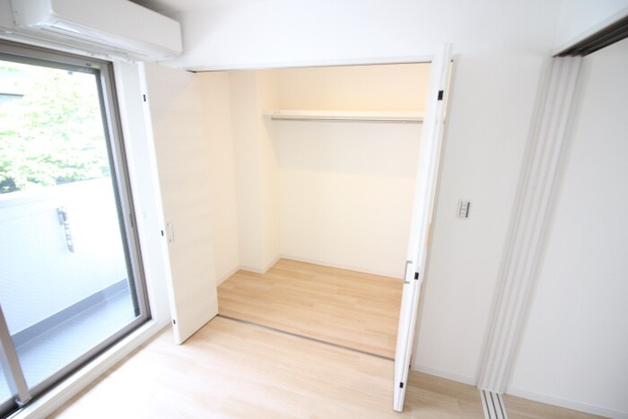 物件内観写真13　(収納)