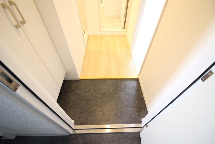 物件内観写真20　(玄関)