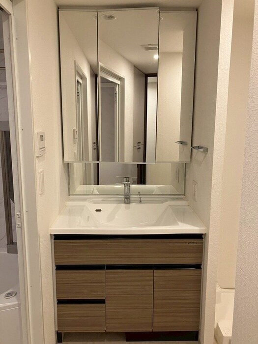 物件内観写真7　(洗面)