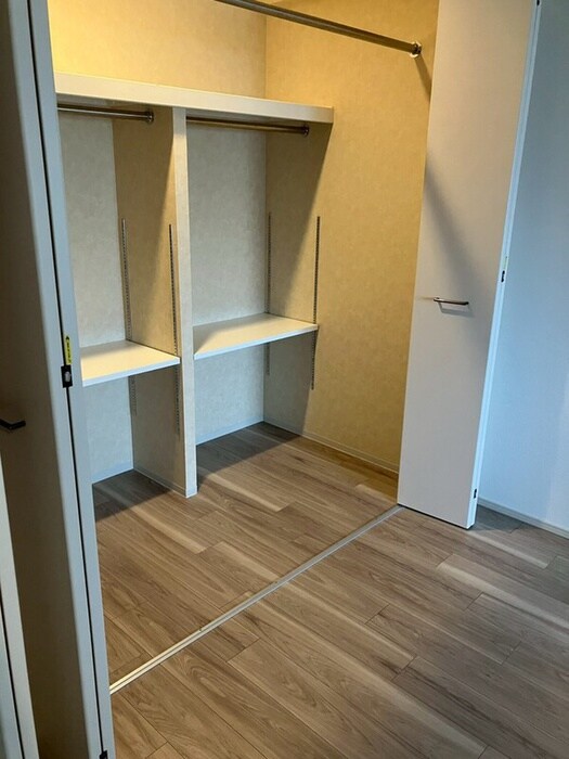 物件内観写真9　(収納)