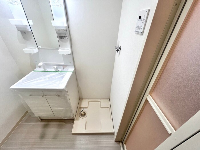 物件内観写真22　(洗濯機置場)