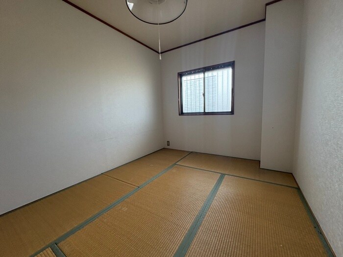 物件内観写真9　(居室)