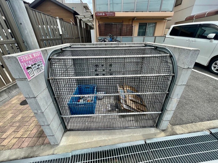 物件外観写真4　(建物設備)