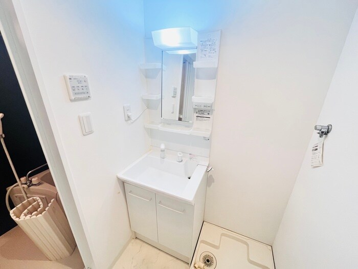 物件内観写真11　(洗面)