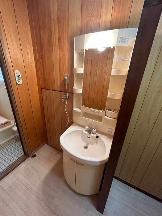 物件内観写真5　(洗面)