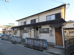 小路貸家Ｃ棟外観写真