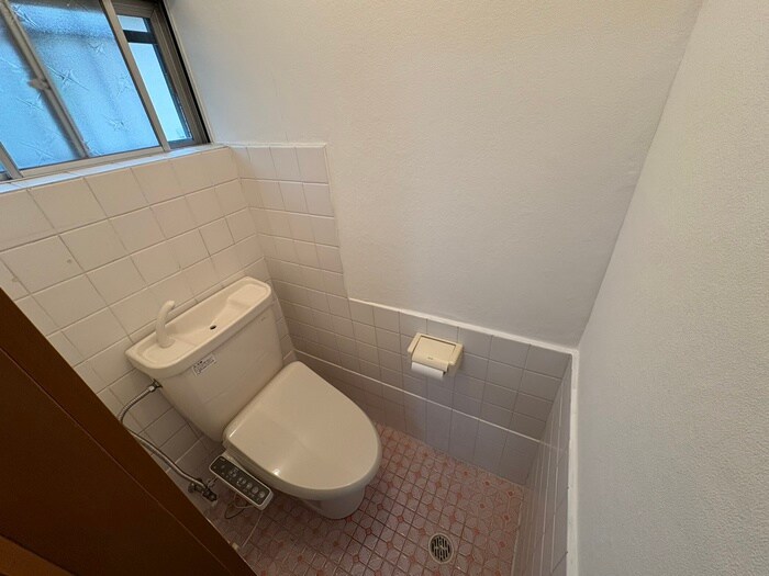 物件内観写真9　(トイレ)