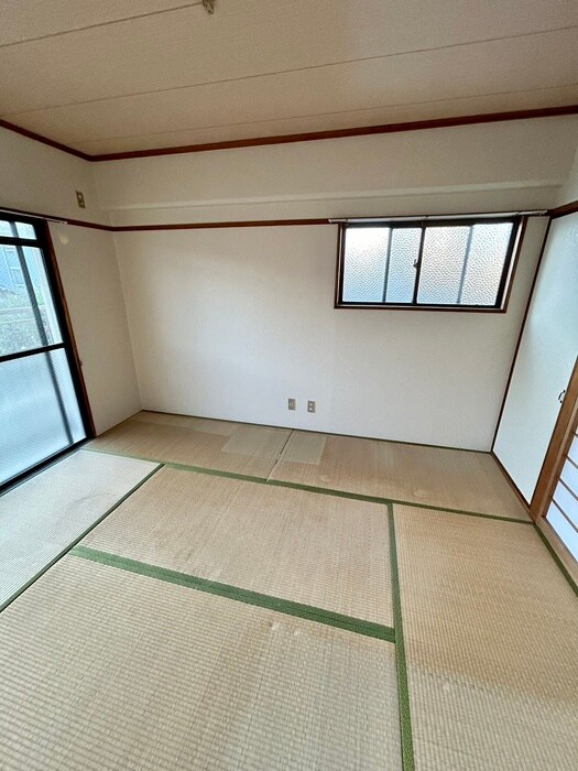 物件内観写真12　(居室)