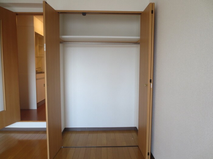 物件内観写真11　(収納)