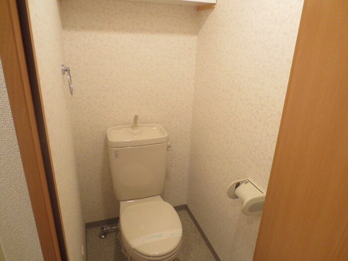 物件内観写真15　(トイレ)