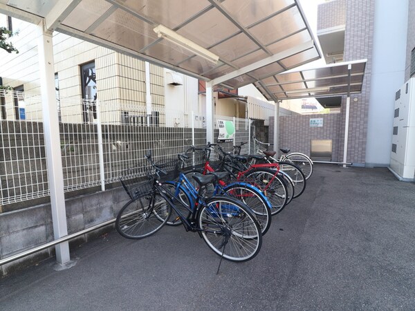 駐輪場
