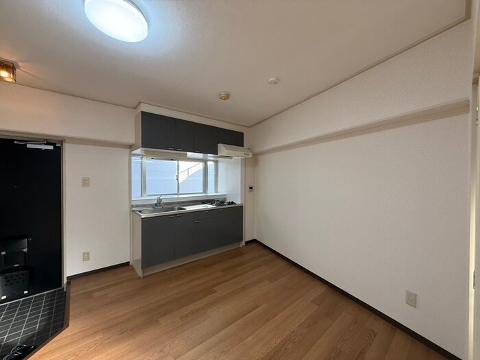 物件内観写真16　(居室)