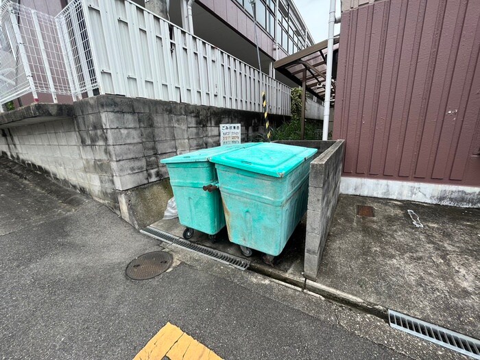 物件外観写真4　(建物設備)
