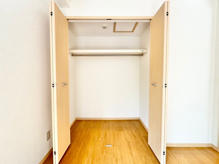 物件内観写真16　(収納)