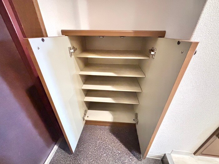 物件内観写真17　(靴箱)