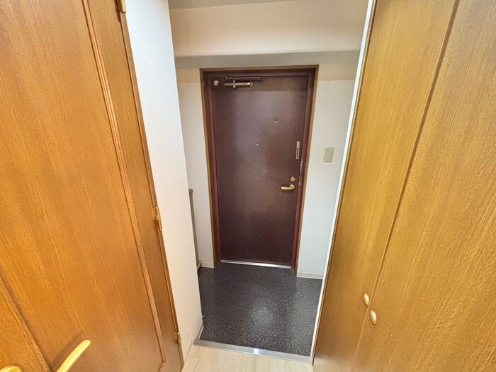 物件内観写真20　(玄関)