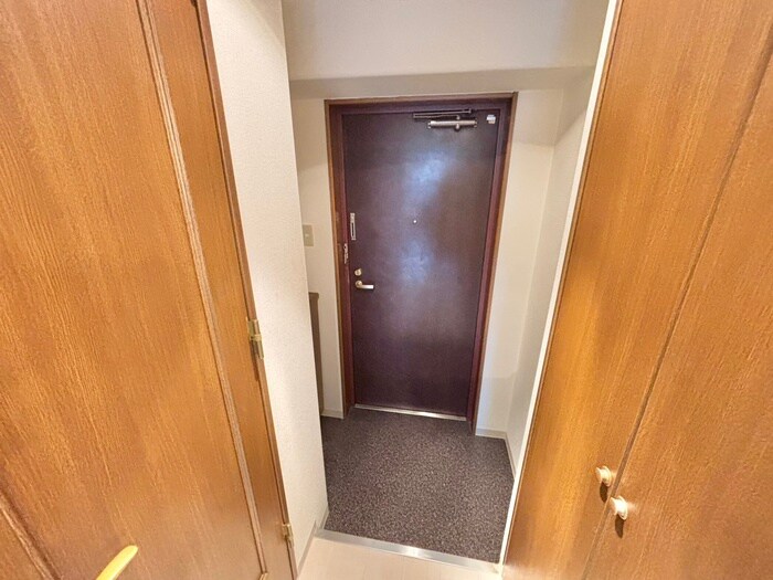 物件内観写真20　(玄関)