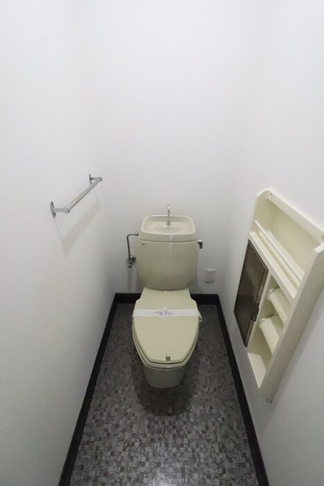 物件内観写真10　(トイレ)