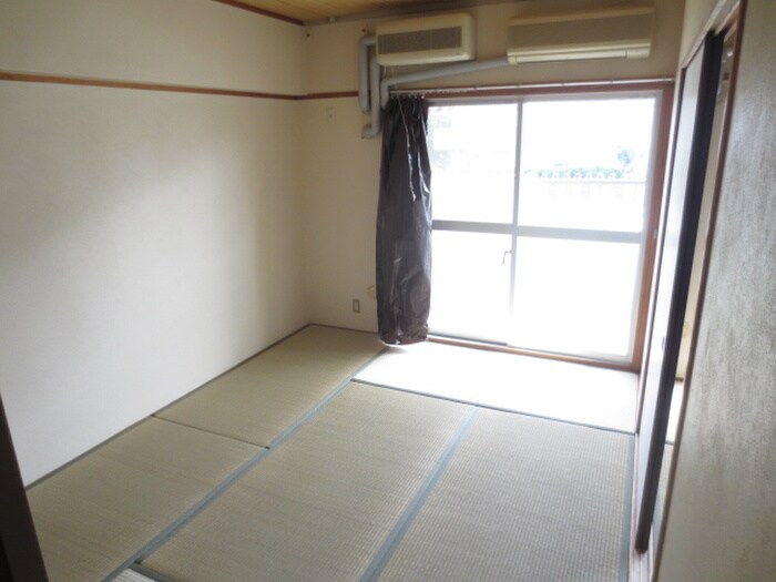 物件内観写真14　(居室)