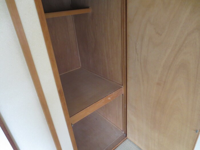 物件内観写真16　(収納)