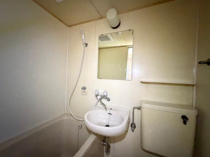 物件内観写真11　(洗面)