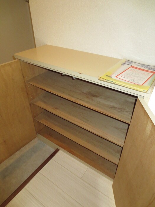 物件内観写真14　(収納)