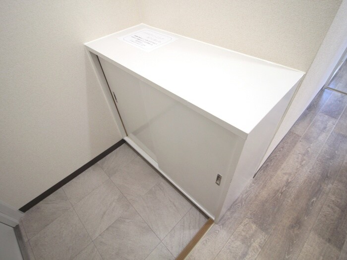 物件内観写真8　(靴箱)