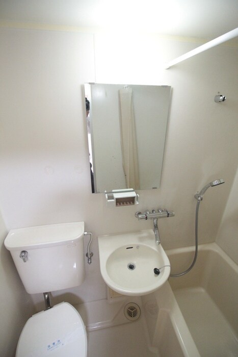 物件内観写真12　(洗面)