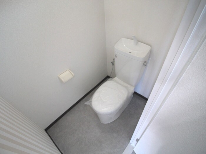 物件内観写真13　(トイレ)