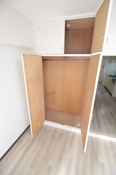 物件内観写真18　(収納)