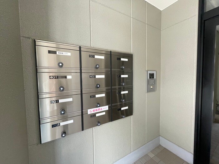 物件外観写真6　(建物設備)