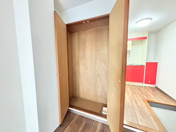 物件内観写真9　(収納)