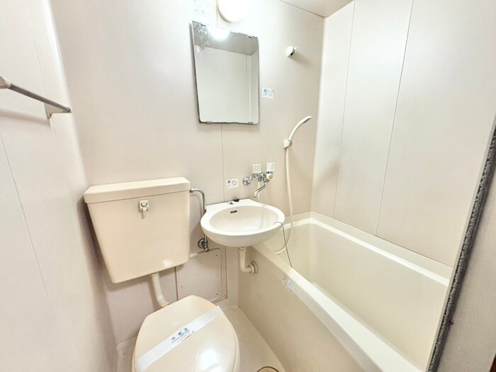 物件内観写真11　(洗面)