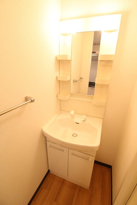 物件内観写真11　(洗面)