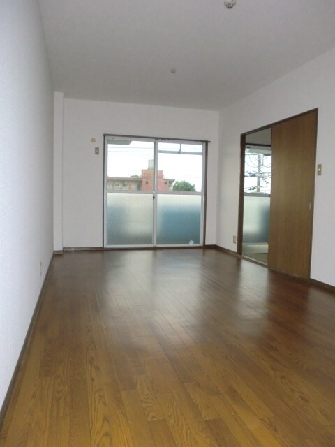 物件内観写真11　(居室)